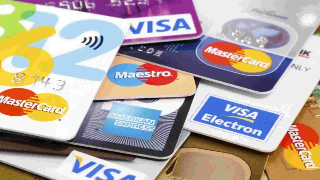 Why Choosing the Right Credit Card Matters